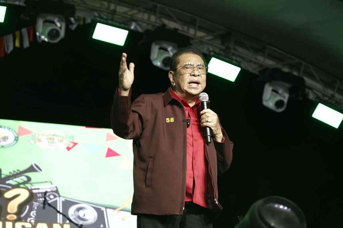 Chavit Singson withdraws senatorial bid due to health concerns