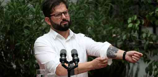 Chilean prosecutors probe sexual harassment complaint against president