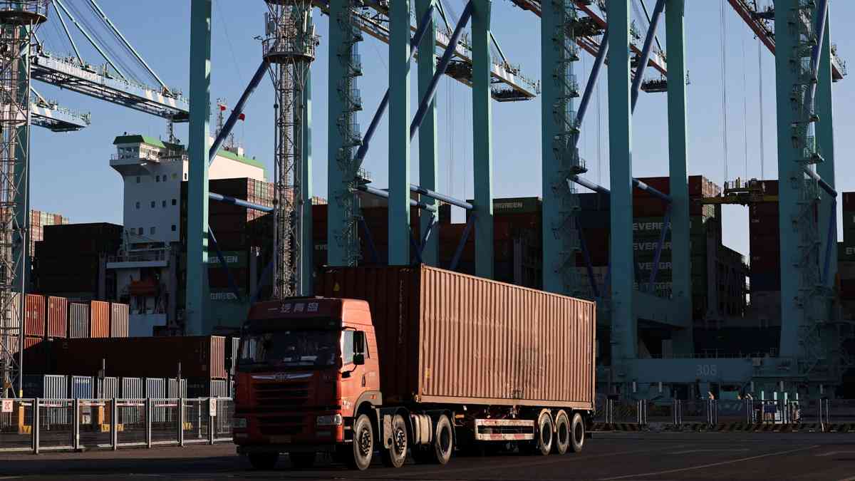 China calls US trade surplus 'inevitable', warns it's ready for trade war