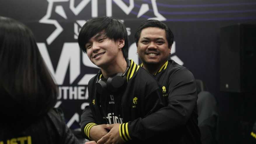 Coach Yeb acknowledges 'possibility' of him, Kairi returning to PH