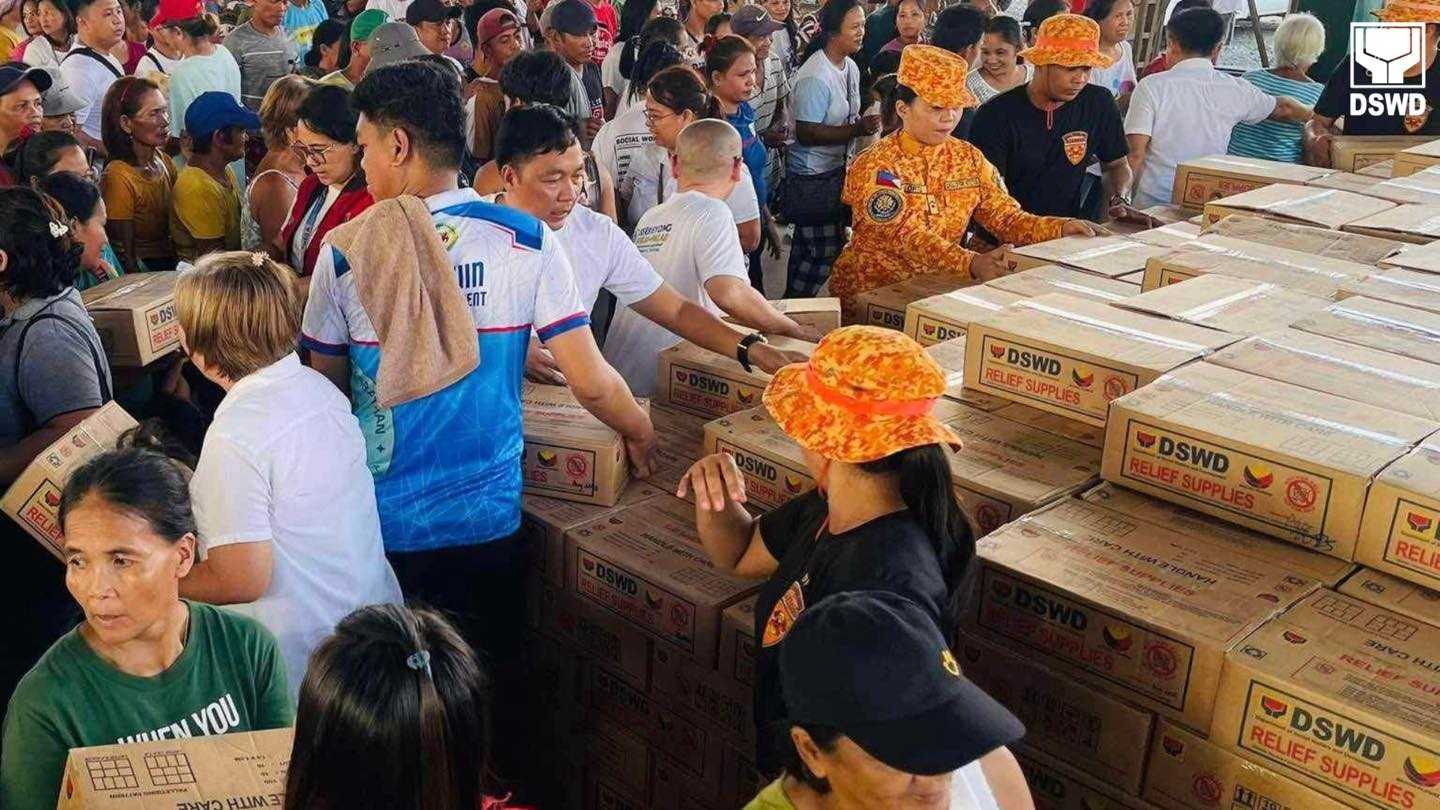 DBM OKs release of P875-M to replenish DSWD’s QRF