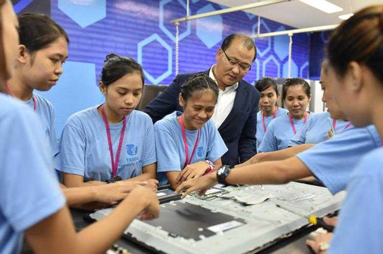 DBM releases P3.41-B fund for tech-voc scholars