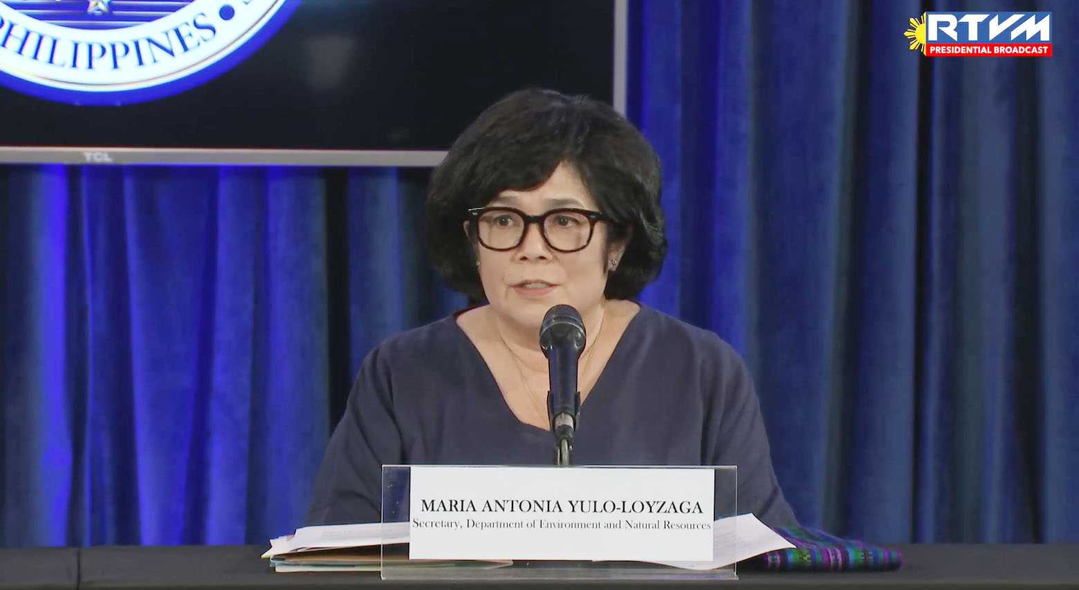 All reclamation projects in Manila Bay are temporarily suspended, DENR confirms