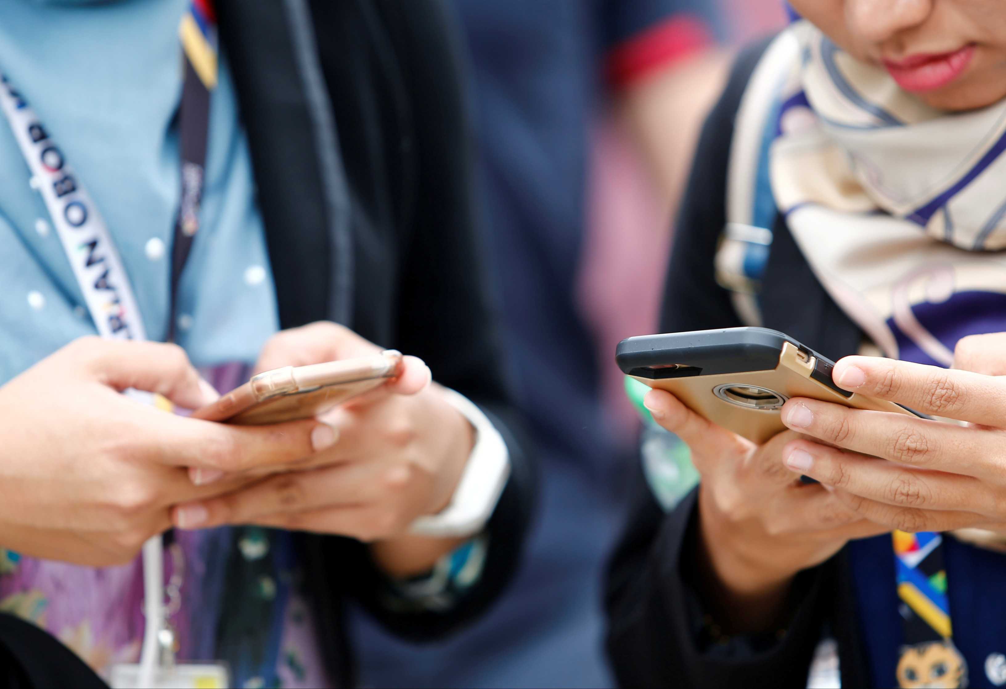 DICT warns public vs. site posing to be 'Friendster'