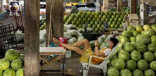 DOLE chief shrugs uptick in unemployment rate