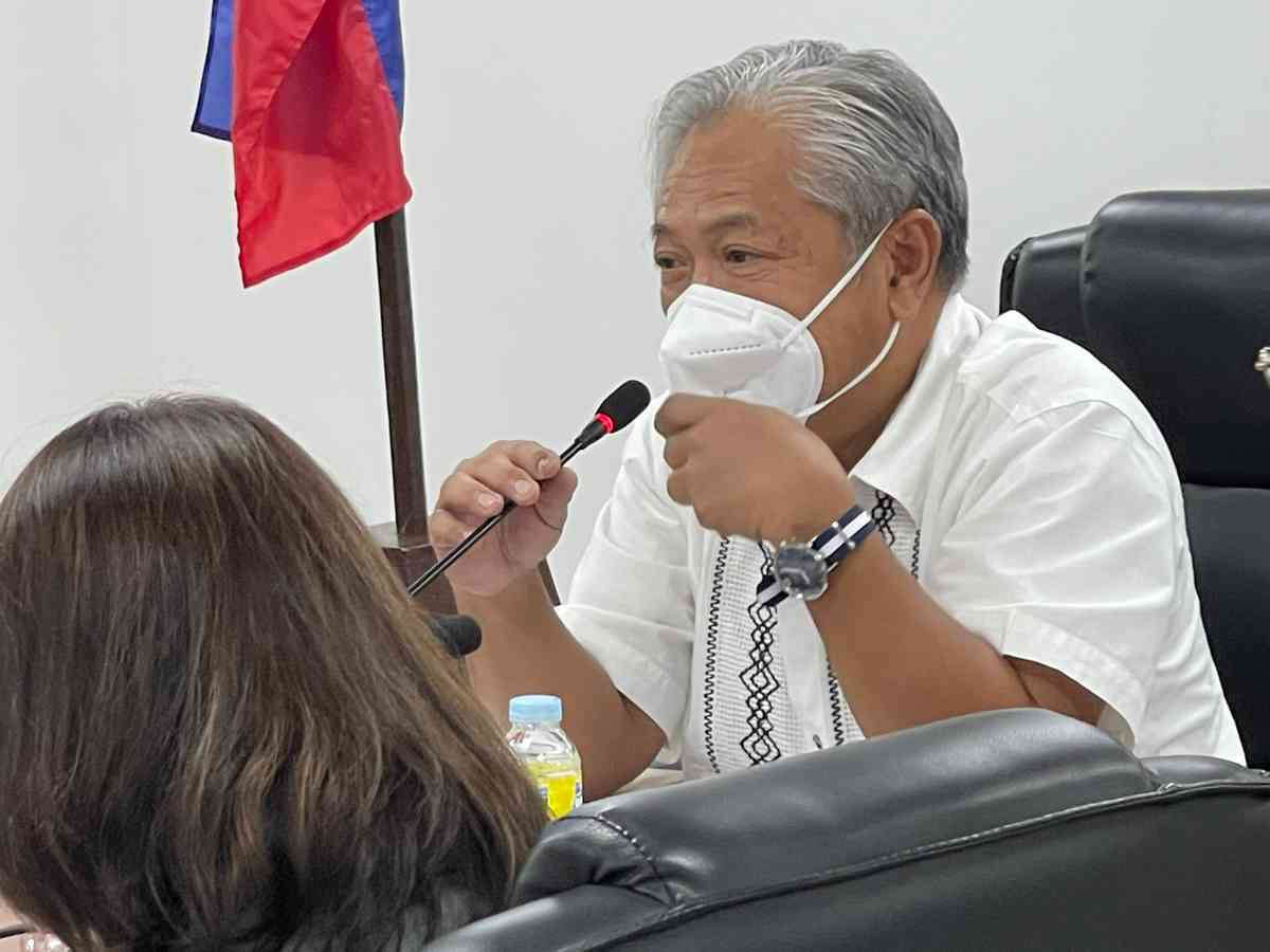 DOTr chief Bautista tests positive for COVID-19