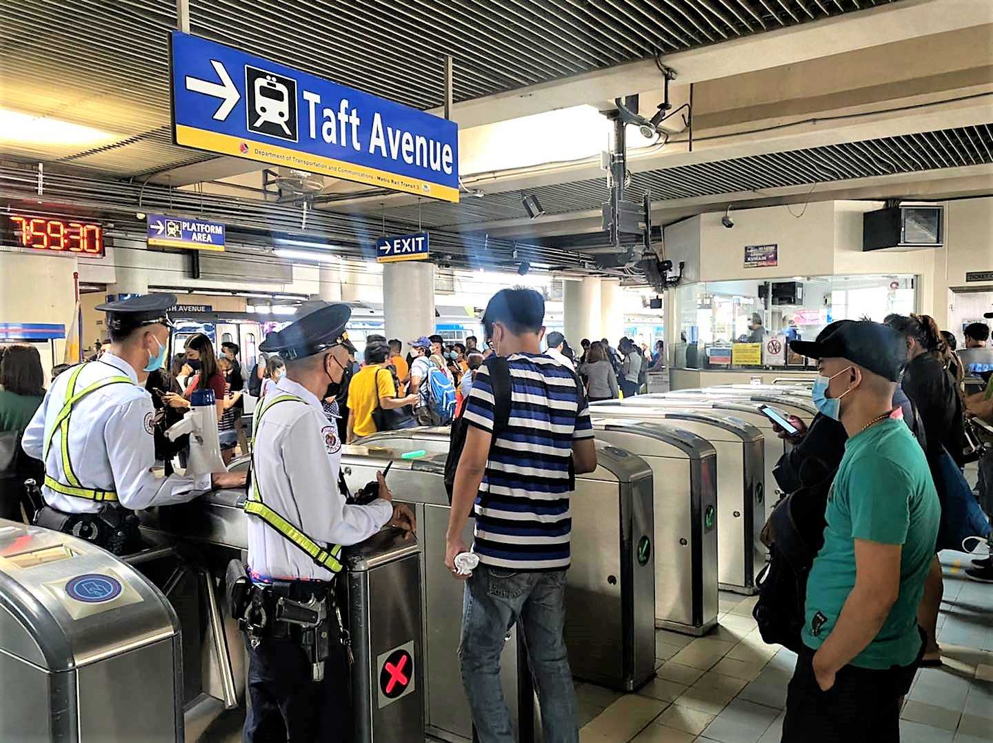 DOTr clarifies: MRT-3 not for sale