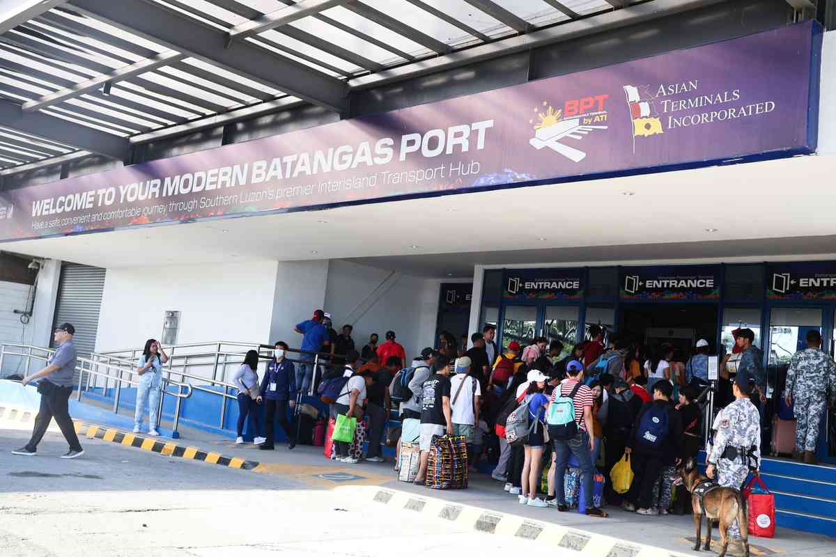 PPA calls for approval of mandatory 'online ticketing system', more ships amid influx of passengers this holiday season