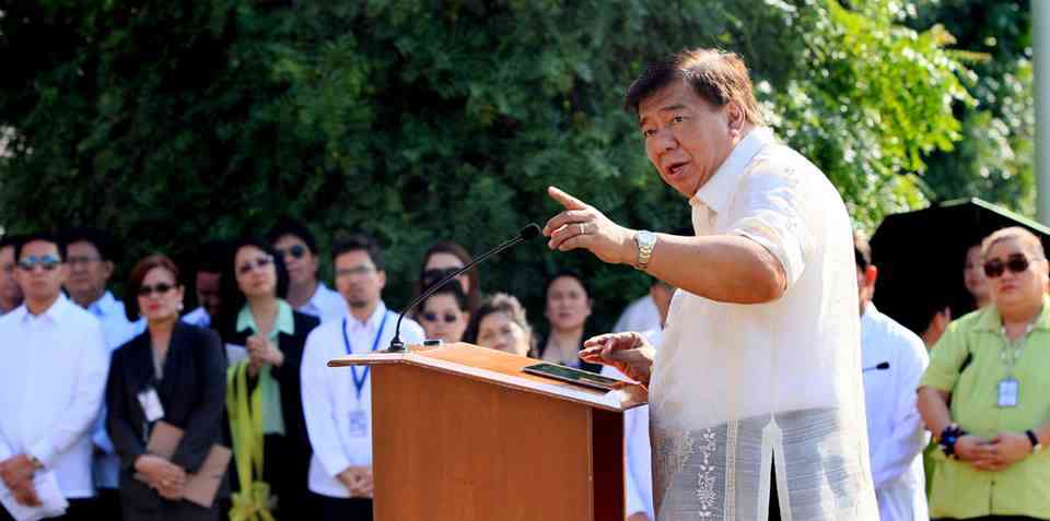 Drilon to DOJ, Malacañang: Bar PAO chief from reporting to work