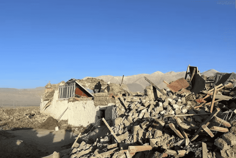 Earthquake in Tibet kills more than 120, striking near holy Buddhist city