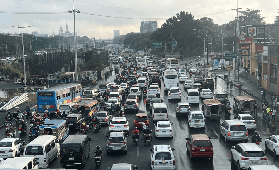 Marcos postpones EDSA rehabilitation