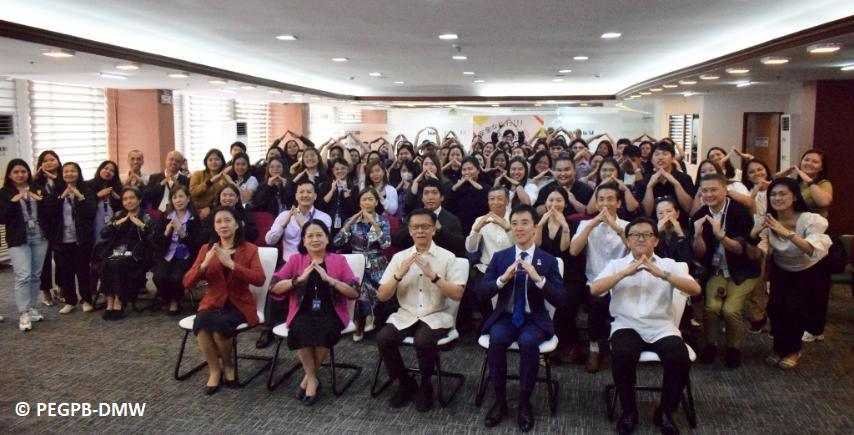 Embassy of Japan sends off 17th batch of JPEPA nurse, careworker candidates