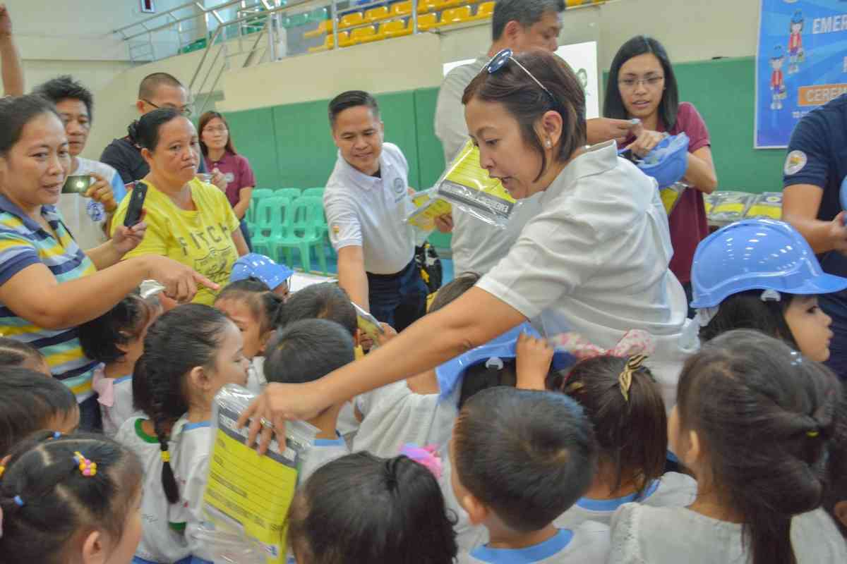 Makati LGU to distribute school supplies to 14 Embo schools