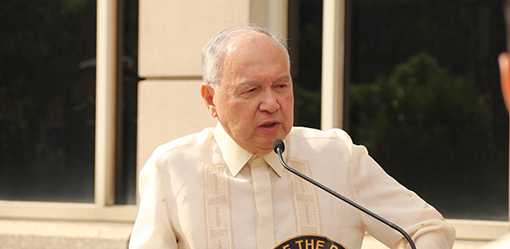 Envoy to illegal Filipino immigrants in the US: Leave voluntarily
