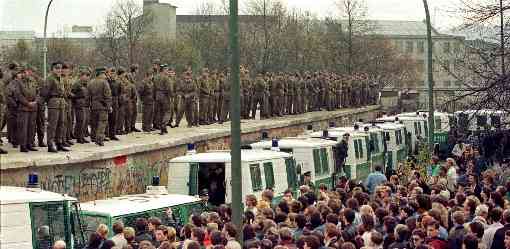 Ex-Stasi officer sentenced to 10 years in jail over 1974 Berlin Wall killing