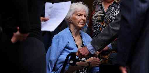 Family of Menendez brothers seek their release from California prison