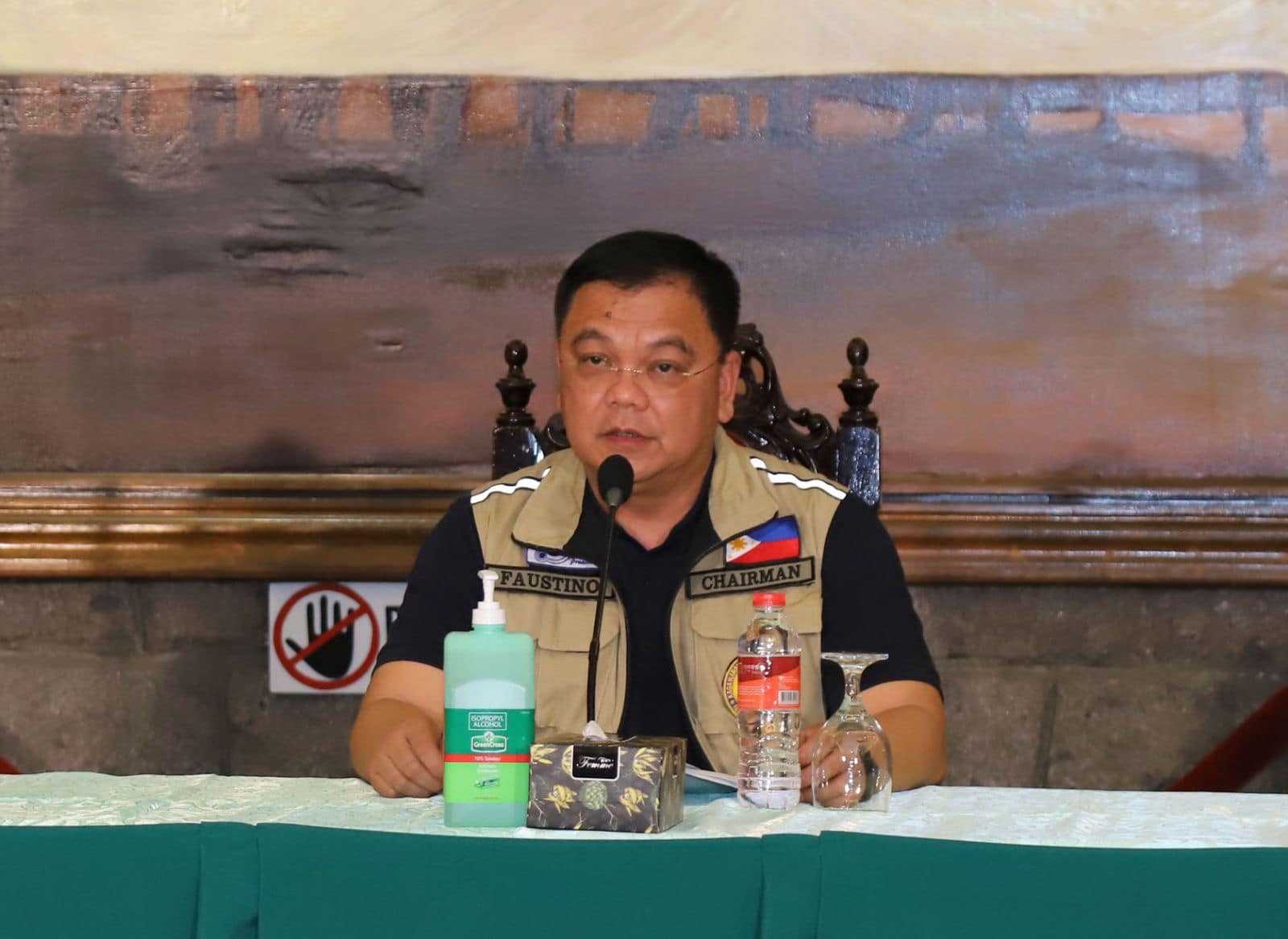 Several senior defense officials tender resignations after Faustino exit