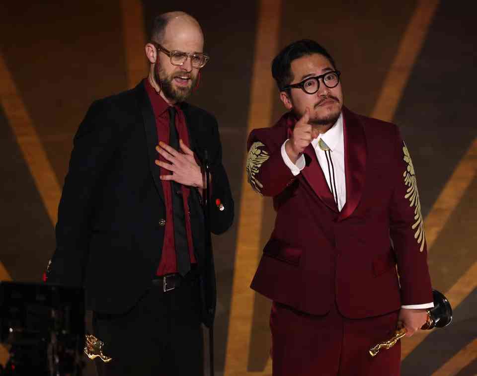 Filmmaking duo behind 'Everything Everywhere' win directing Oscar