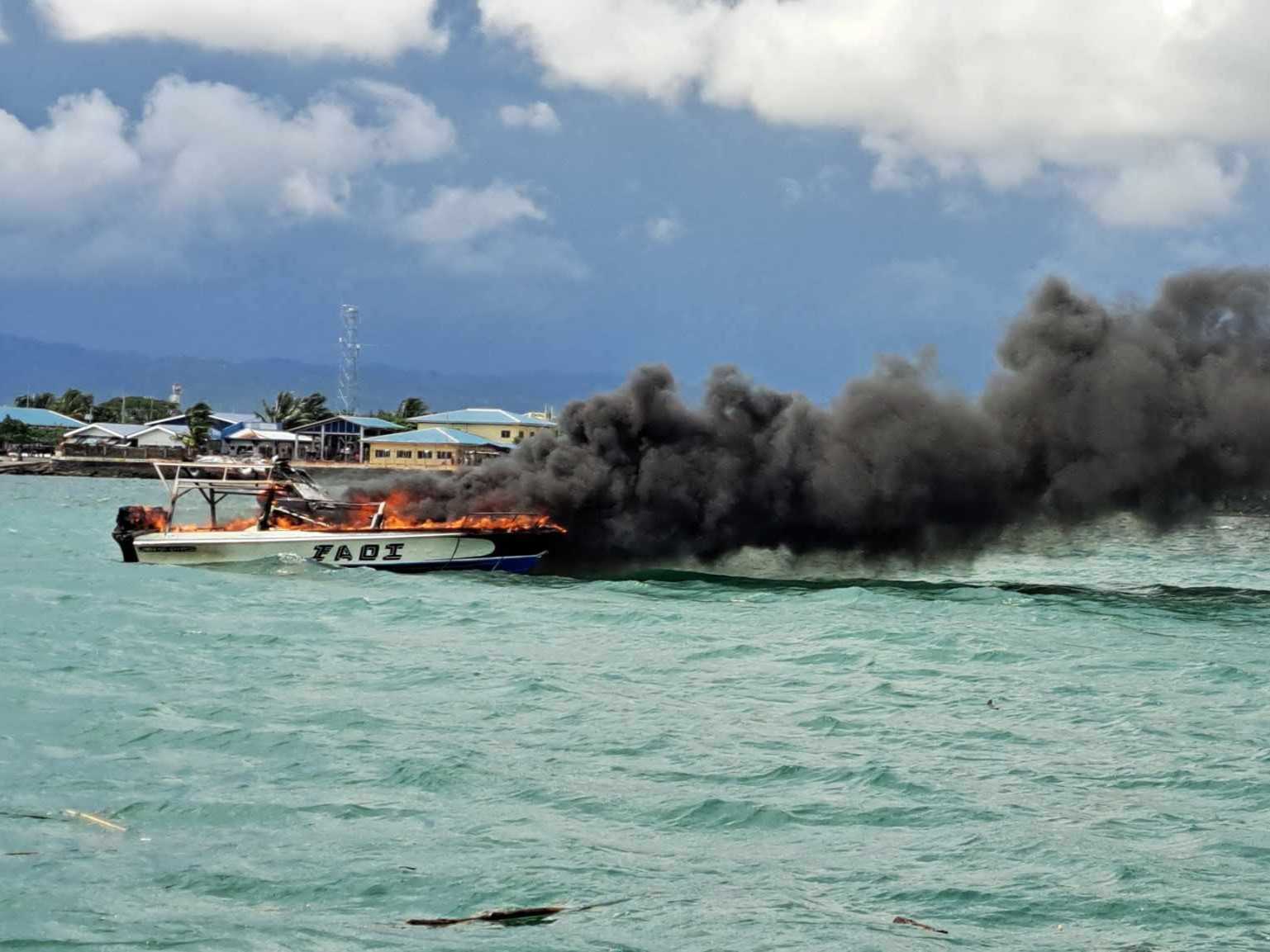 3 people hurt as fire hits speedboat in Zamboanga City
