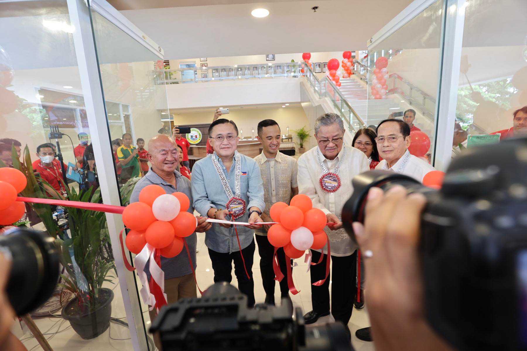 Bong Go gives support to local infra development, healthcare during visit to Davao del Norte