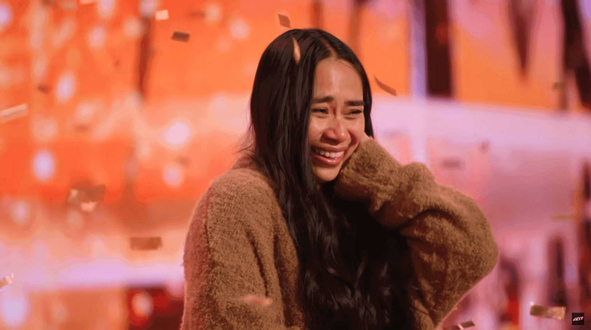 Golden Comeback: Fil-Am Singer Jessica Sanchez steps onto the AGT stage again after 20 years