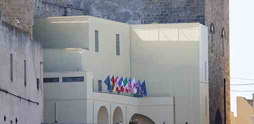 Hamstrung at home, G7 leaders struggle to resolve global woes