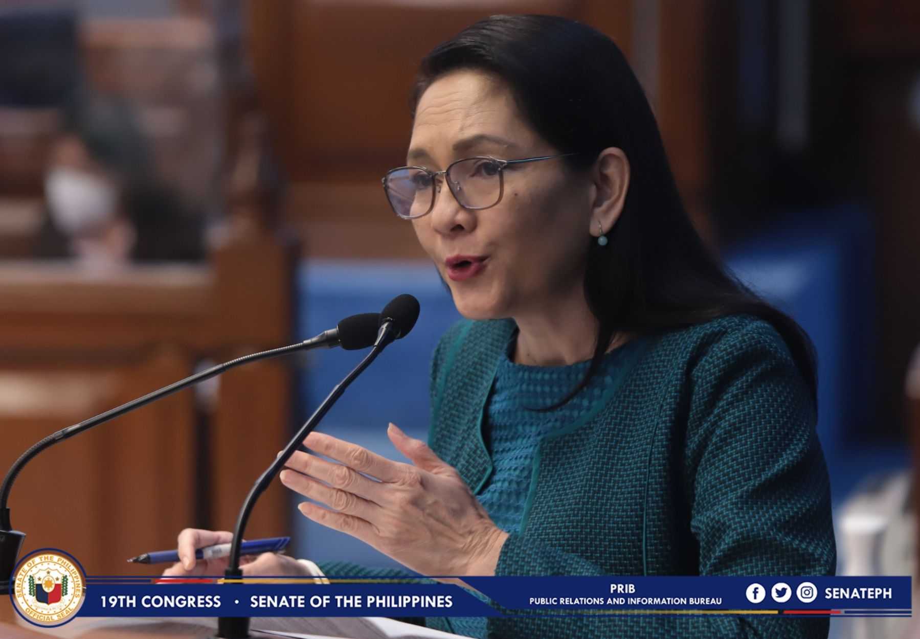 "Mayor Alice Guo has ties with criminals" — Hontiveros