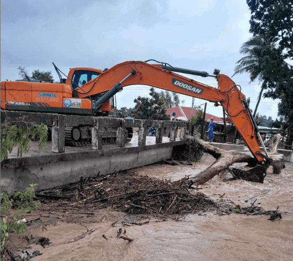 Ilocos Norte declares state of calamity following devastation from Typhoon Carina, habagat