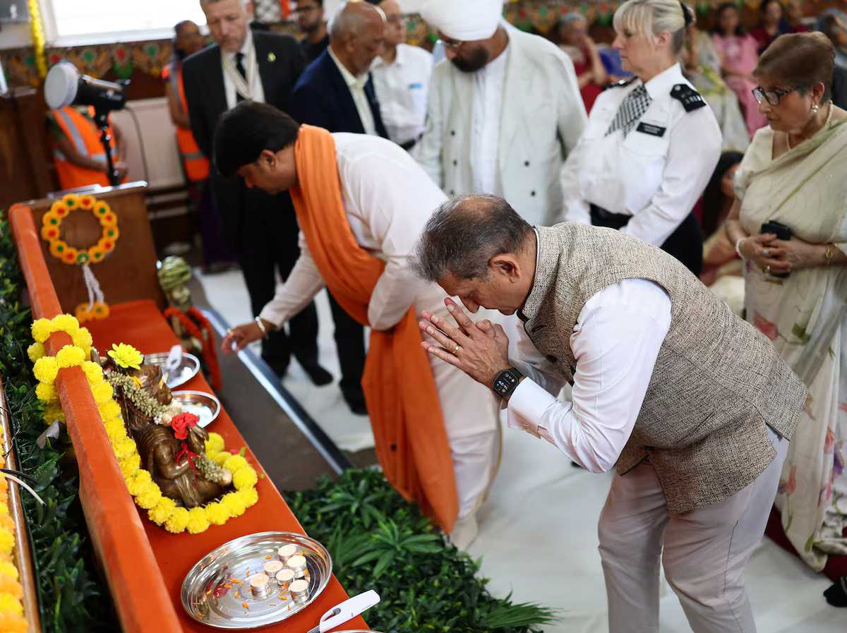 'In shock': British Indians mourn crash victims at London vigil
