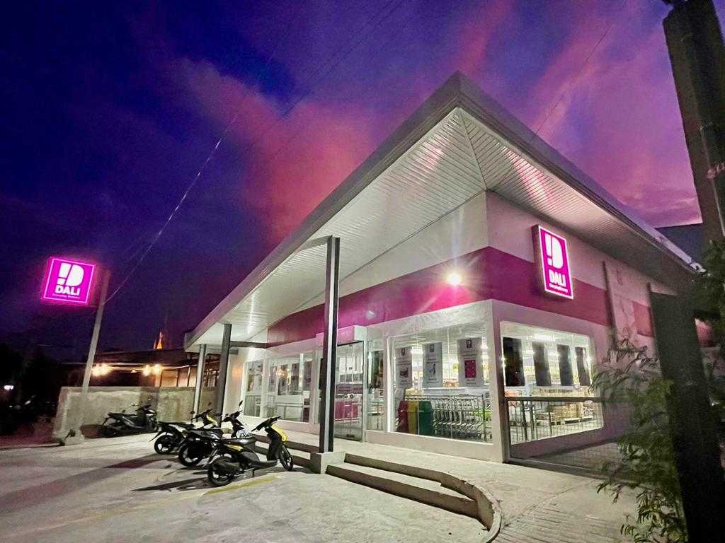 IPOPHL ordered pull-out of 'knockoff' products on DALI Grocery Store