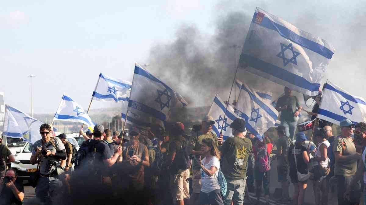 Israelis stage nationwide protests to demand end to Gaza war and release of hostages