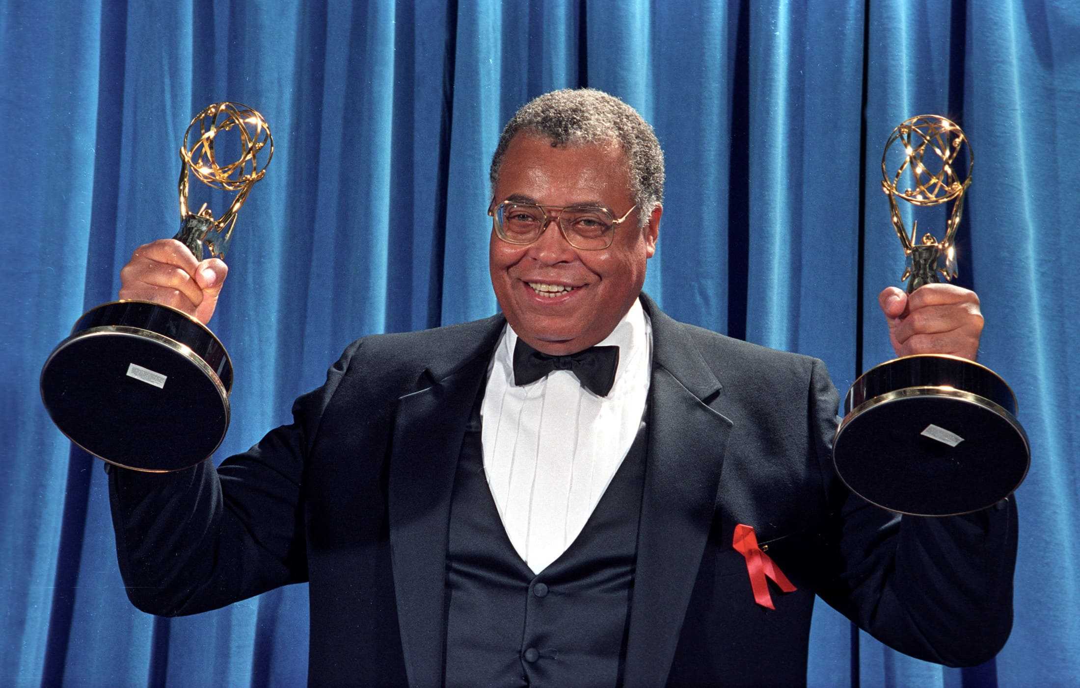 James Earl Jones, legendary voice actor for Darth Vader, Mufasa dies at 93