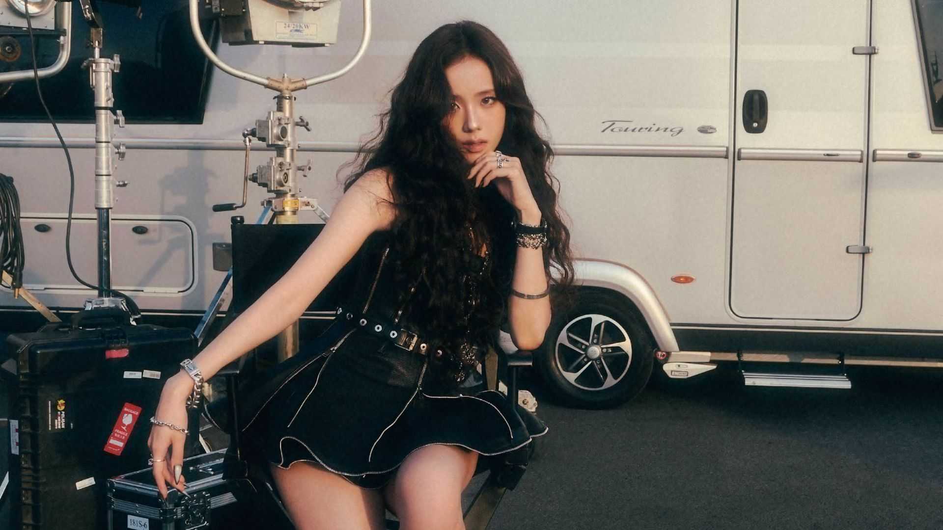 Jisoo is coming to Manila for the "Lights, Love, Action!" fan meet tour