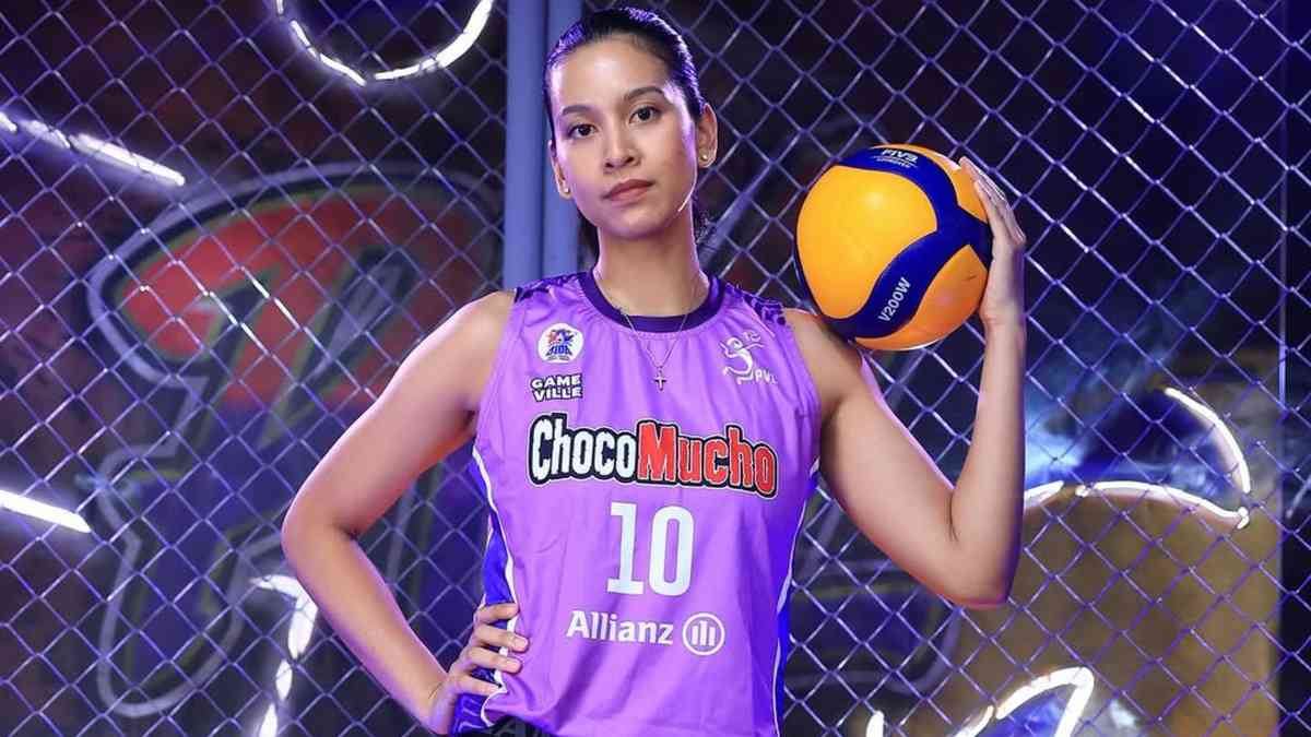 Kat Tolentino undergoes surgery after being diagnosed with ruptured appendix