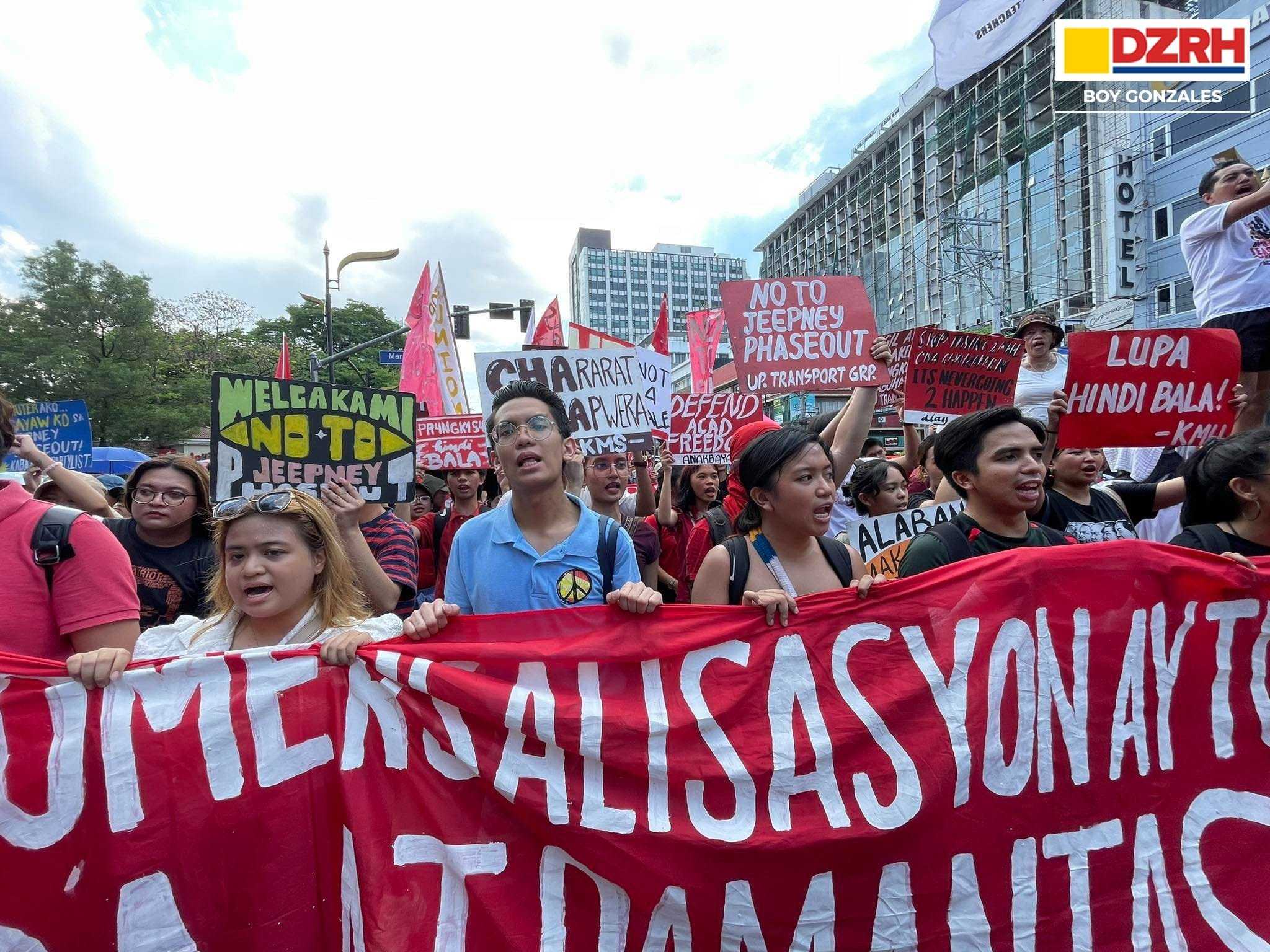 Labor groups shout grievances on Labor day