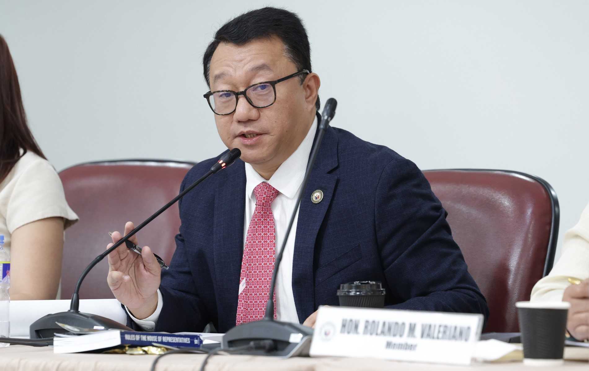 Lawmaker pushes for DOJ to issue a lookout bulletin against 6 subpoenaed OVP officers