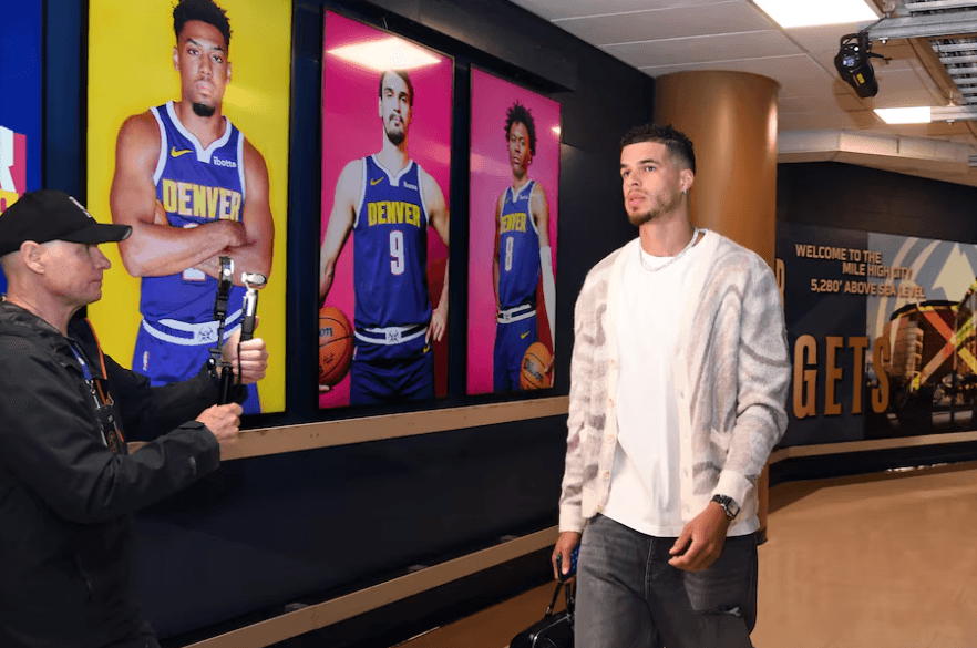 Luka Doncic, LeBron James combine for 57 points as Lakers halt Nuggets' win streak