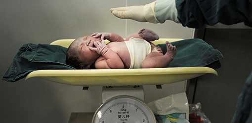 Many hospitals in China stop newborn delivery services as birth rate drops