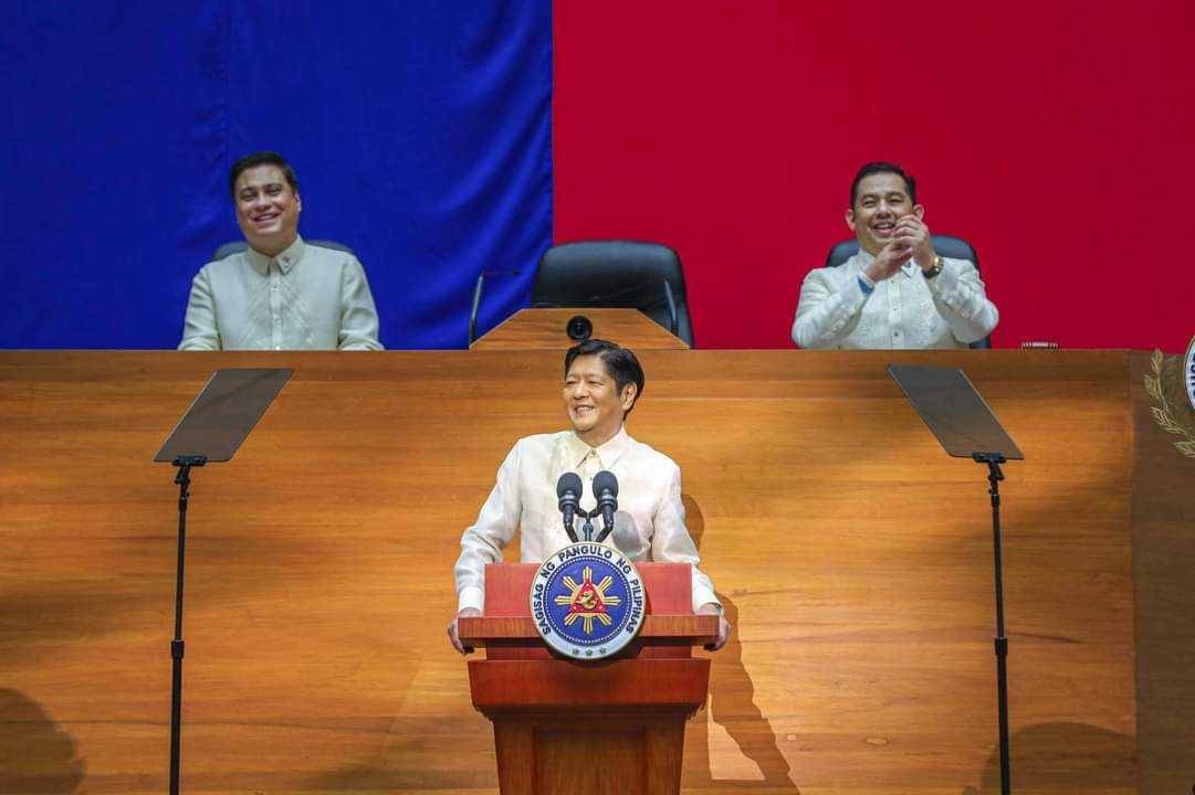 Marcos bares 19 priority bills in his SONA address