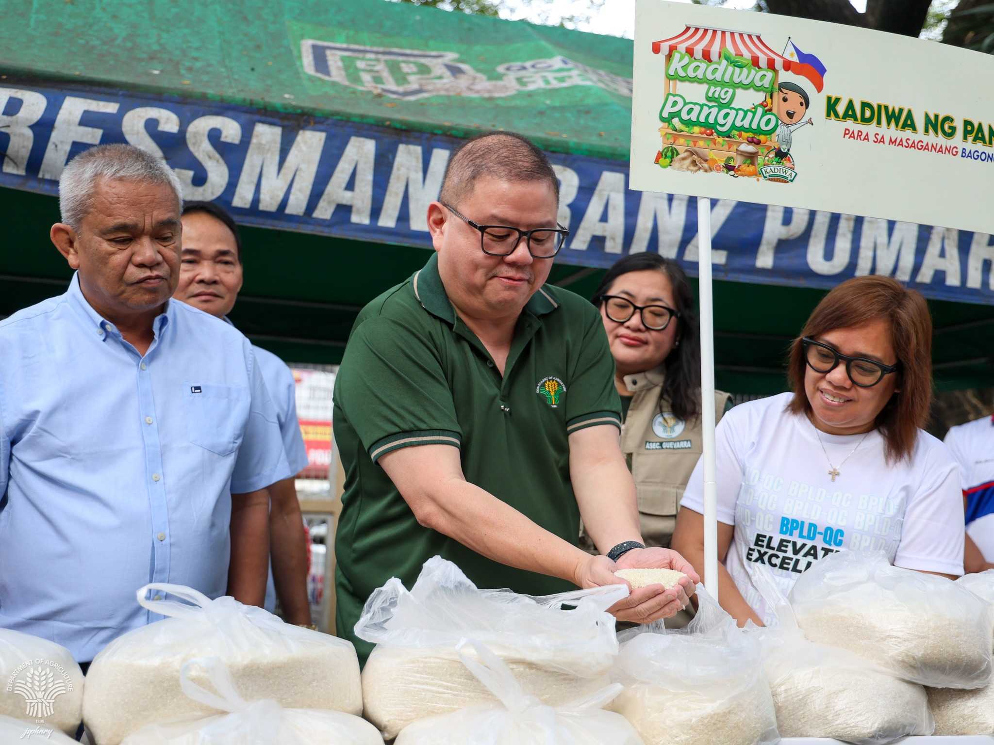 Maximum SRP on imported rice slides to ₱55/kilo