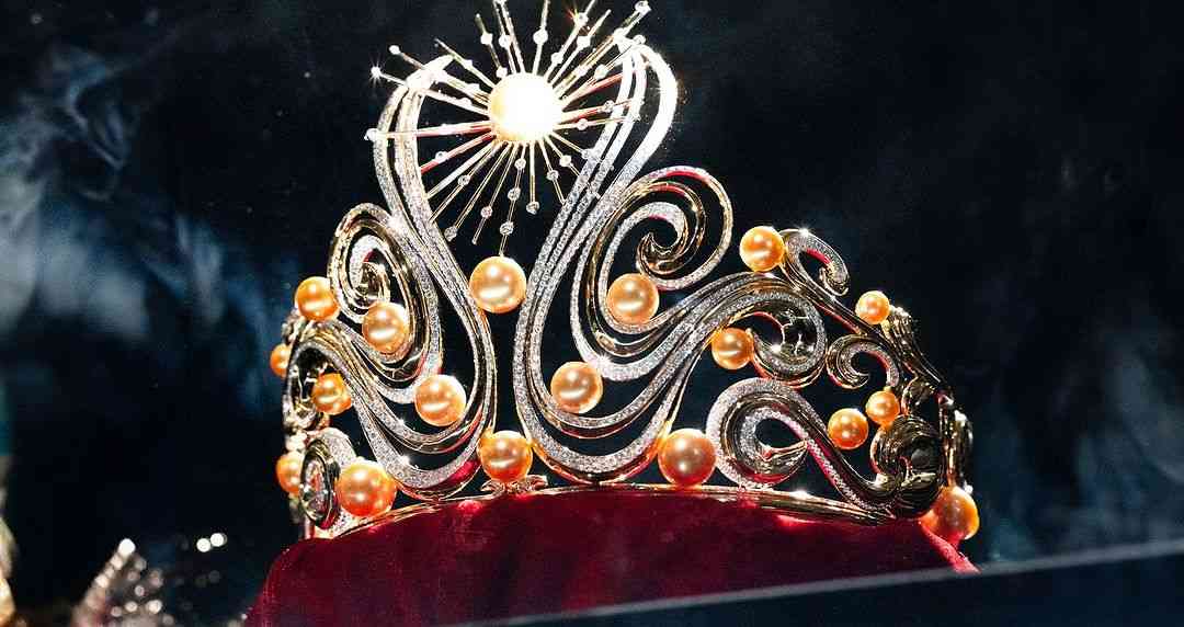 Miss Universe 2024’s ‘The Light of Infinity’ crown is Filipino-crafted and its molded from golden South Sea pearls!