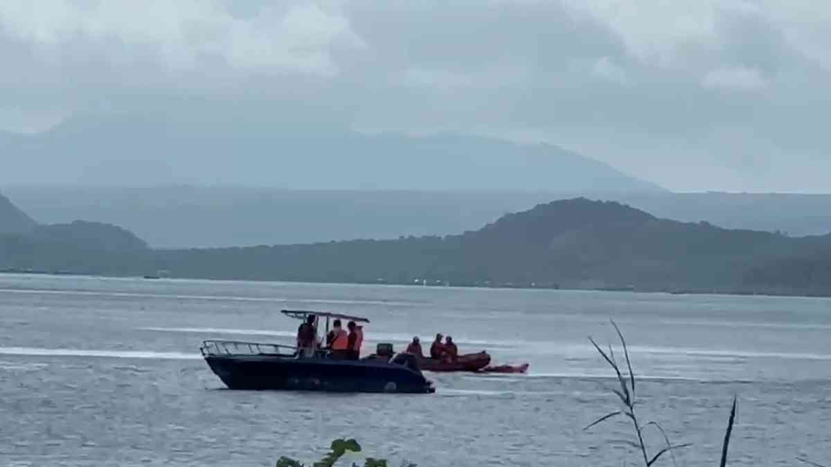 More sacks found by PCG divers as Taal Lake search ops for missing sabungeros continue