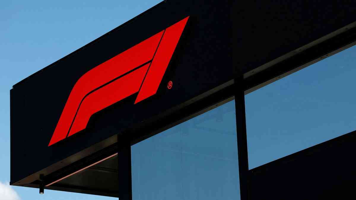 Motor racing-No plans to bring Formula 1 GP back to Malaysia, sports minister says