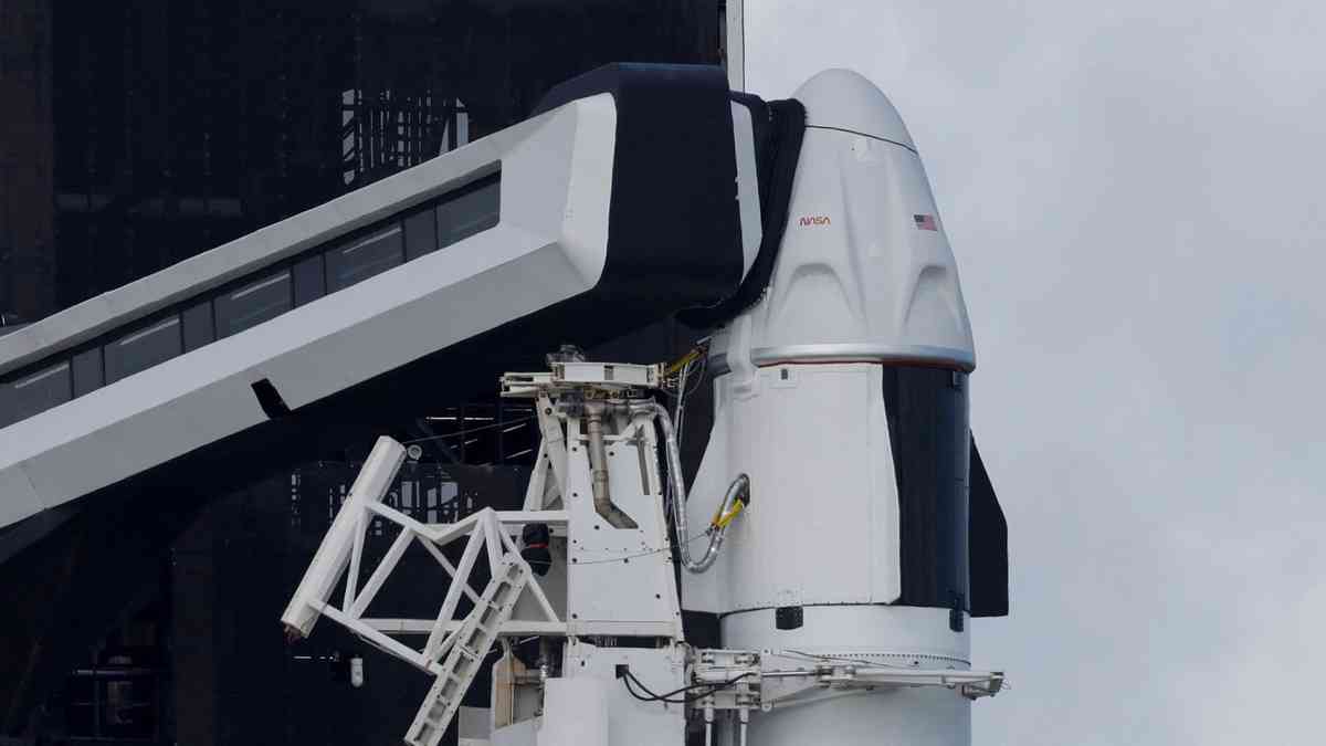 Musk-Trump breakup puts billions in SpaceX contracts at risk, jolting US space program