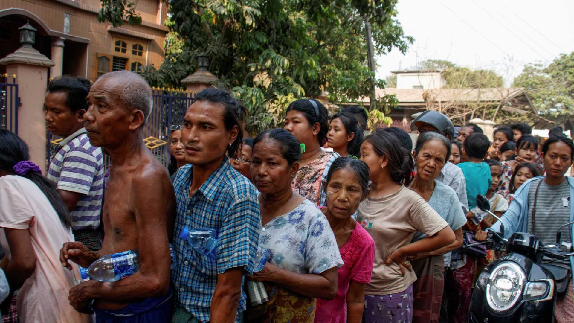 Myanmar quake survivors without food, shelter as death toll climbs