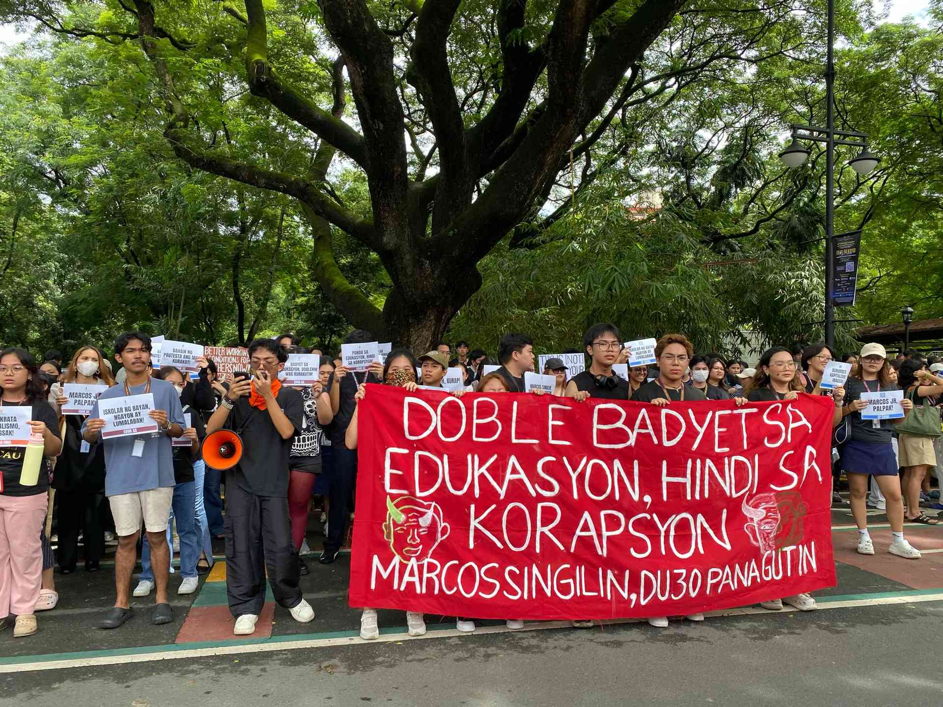 Pnp Protest Palace orders immediate relief of PNP Chief Nicolas Torre