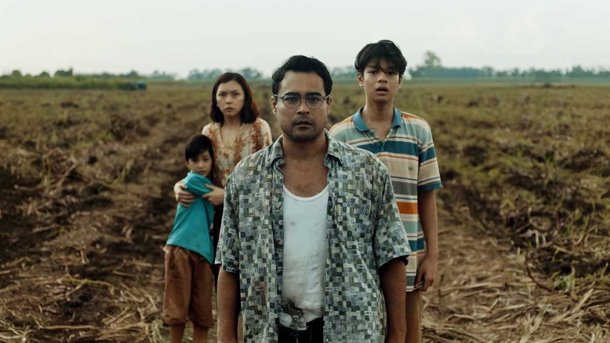 Netflix PH unveils trailer for first zombie feature 'Outside'