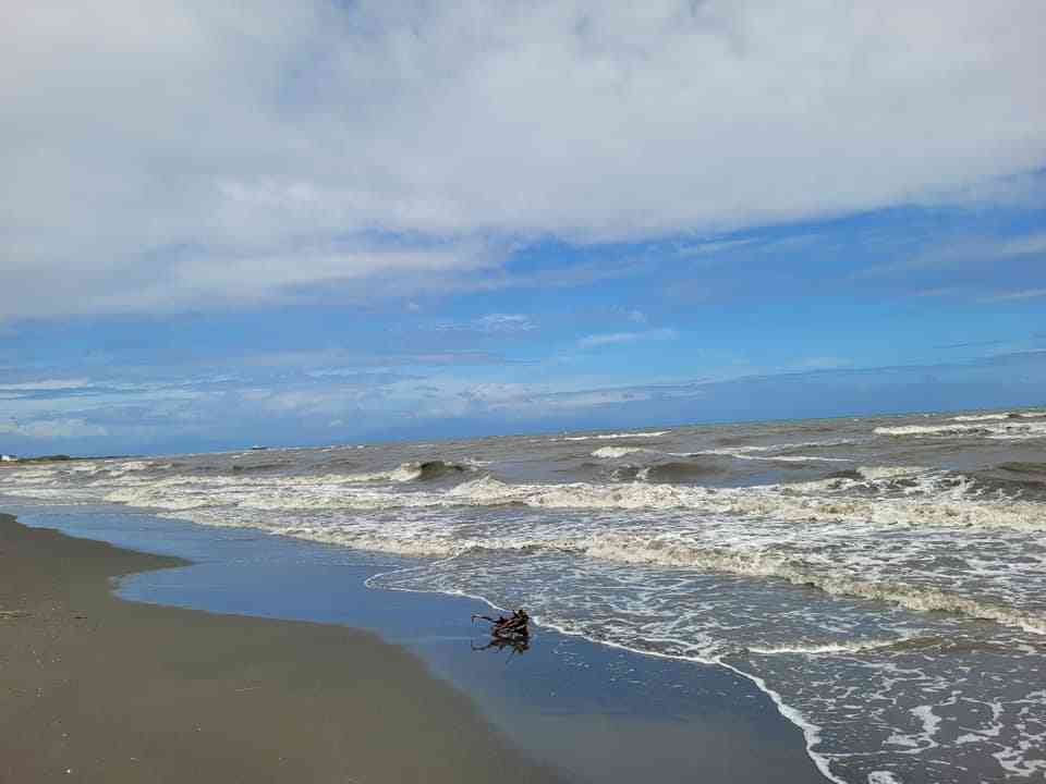 Oriental Mindoro town placed under state of calamity due to oil spill