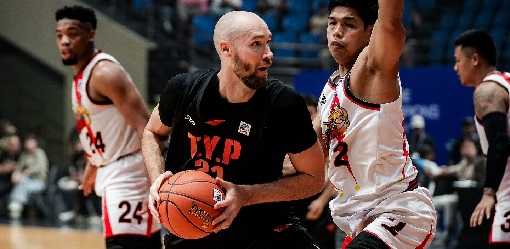 Pilots 'not happy' with in-game scuffle