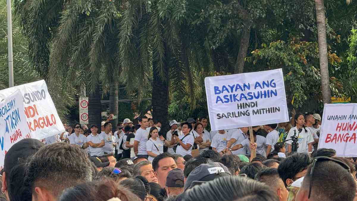 Political personalities show support for INC 'Rally for Peace'